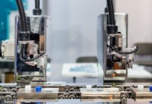 Manufacturers Firing Robots, Re-hiring Humans