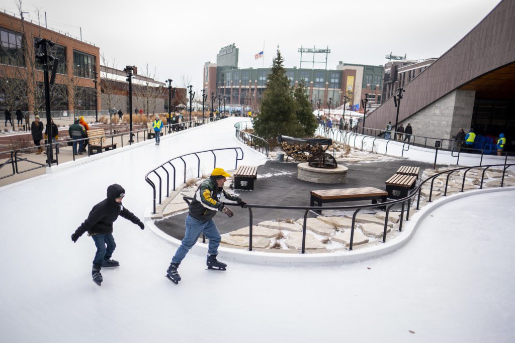 Playing in the cold and snow is just another day in Titletown for the Green  Bay Packers