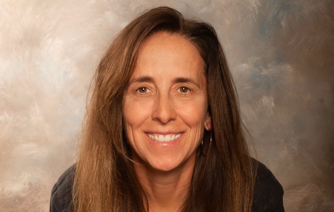 Dominique Bastien headshot