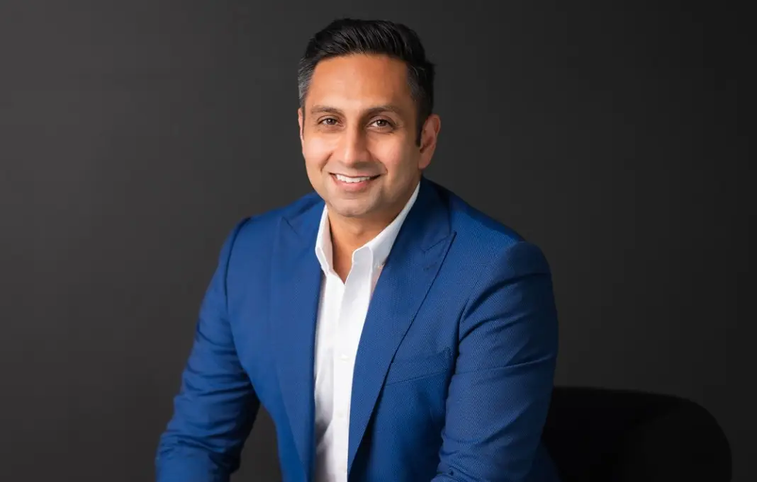 Karim Lalani headshot