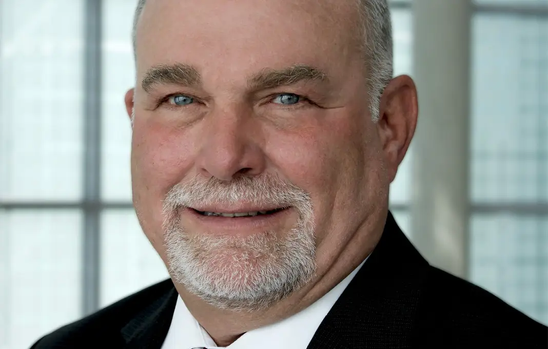 Kevin Hueser headshot